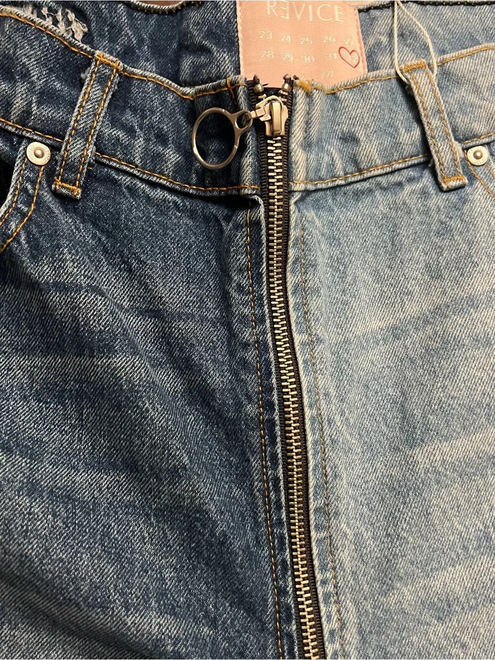 Revice Yin Yang jeans Cropped 2-toned size 33 NWT